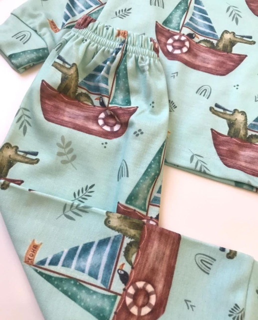 ست بلوز شلوار راحتی بچگانه طرح کشتی و تمساح 9 ماه تا 5 سال