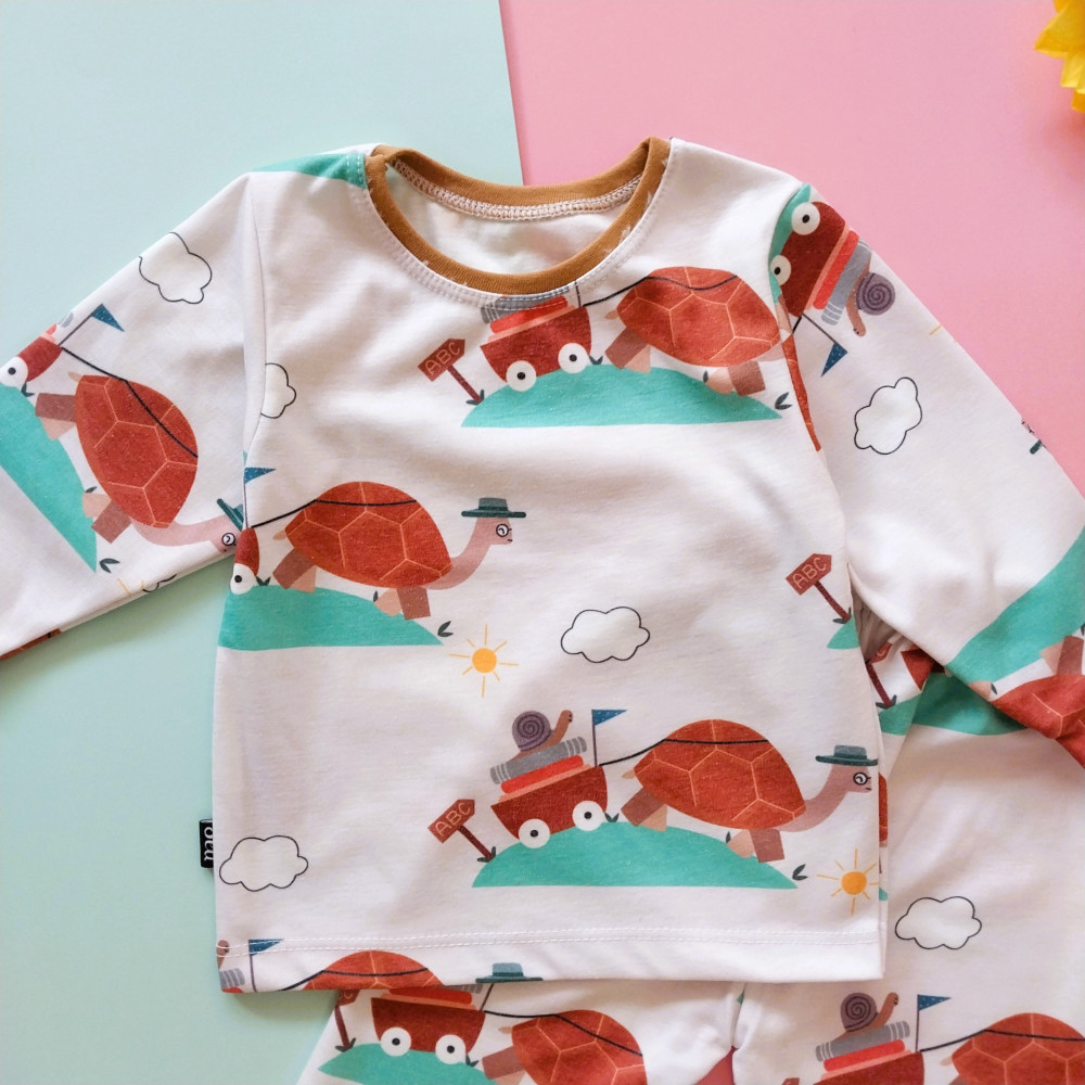 ست بلوز شلوار راحتی بچگانه طرح لاک پشت 6 ماه تا 7 سال