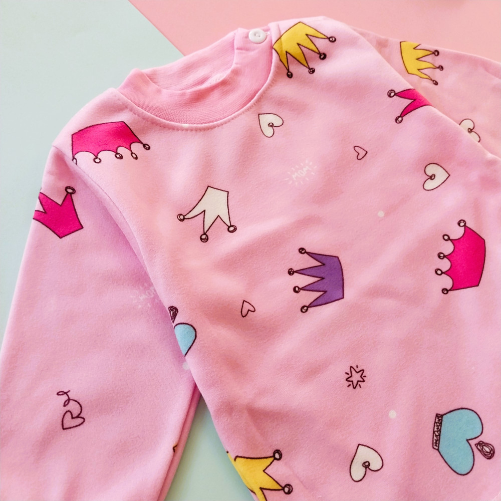 ست بلوز شلوار بچگانه توکرکی نقلی طرح تاج 3 ماه تا 2 سال