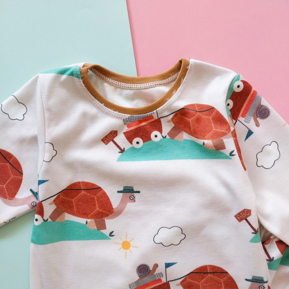 ست بلوز شلوار راحتی بچگانه طرح لاک پشت 6 ماه تا 7 سال