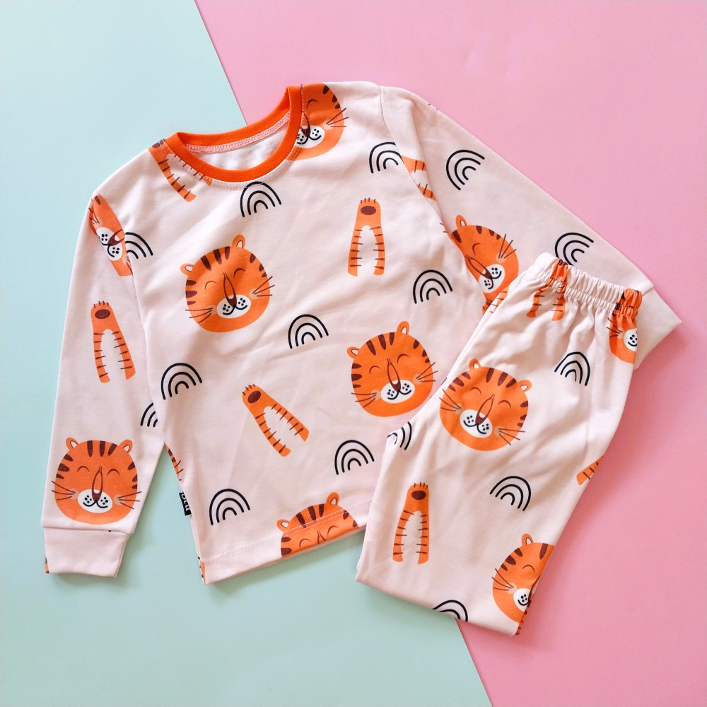 ست بلوز شلوار راحتی بچگانه طرح شیر 1 تا 7 سال