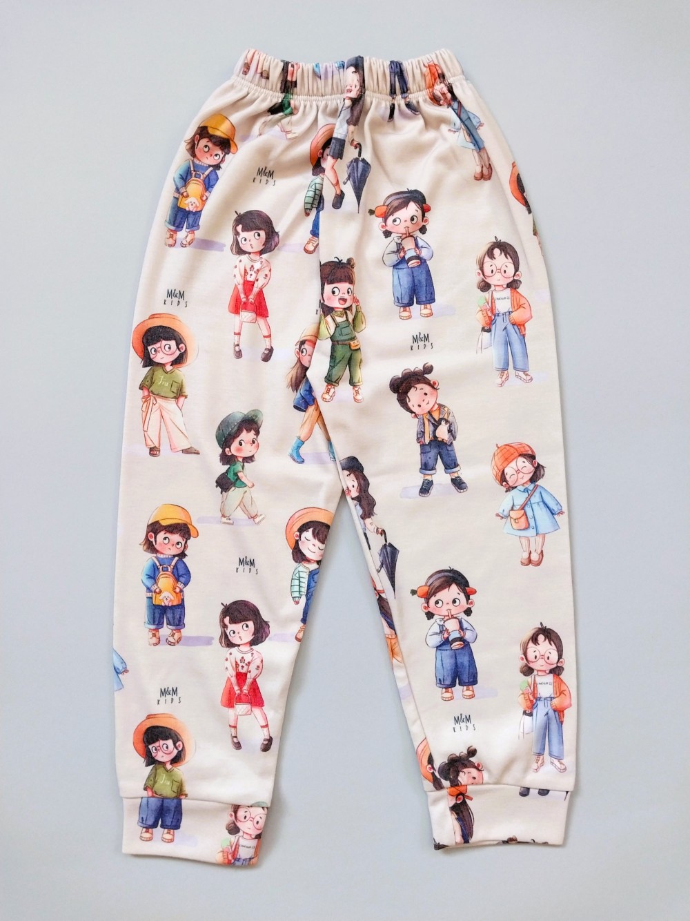 ست تیشرت شلوار راحتی بچگانه دخترانه طرح دختر کوچولو مناسب 1 تا 10 سال