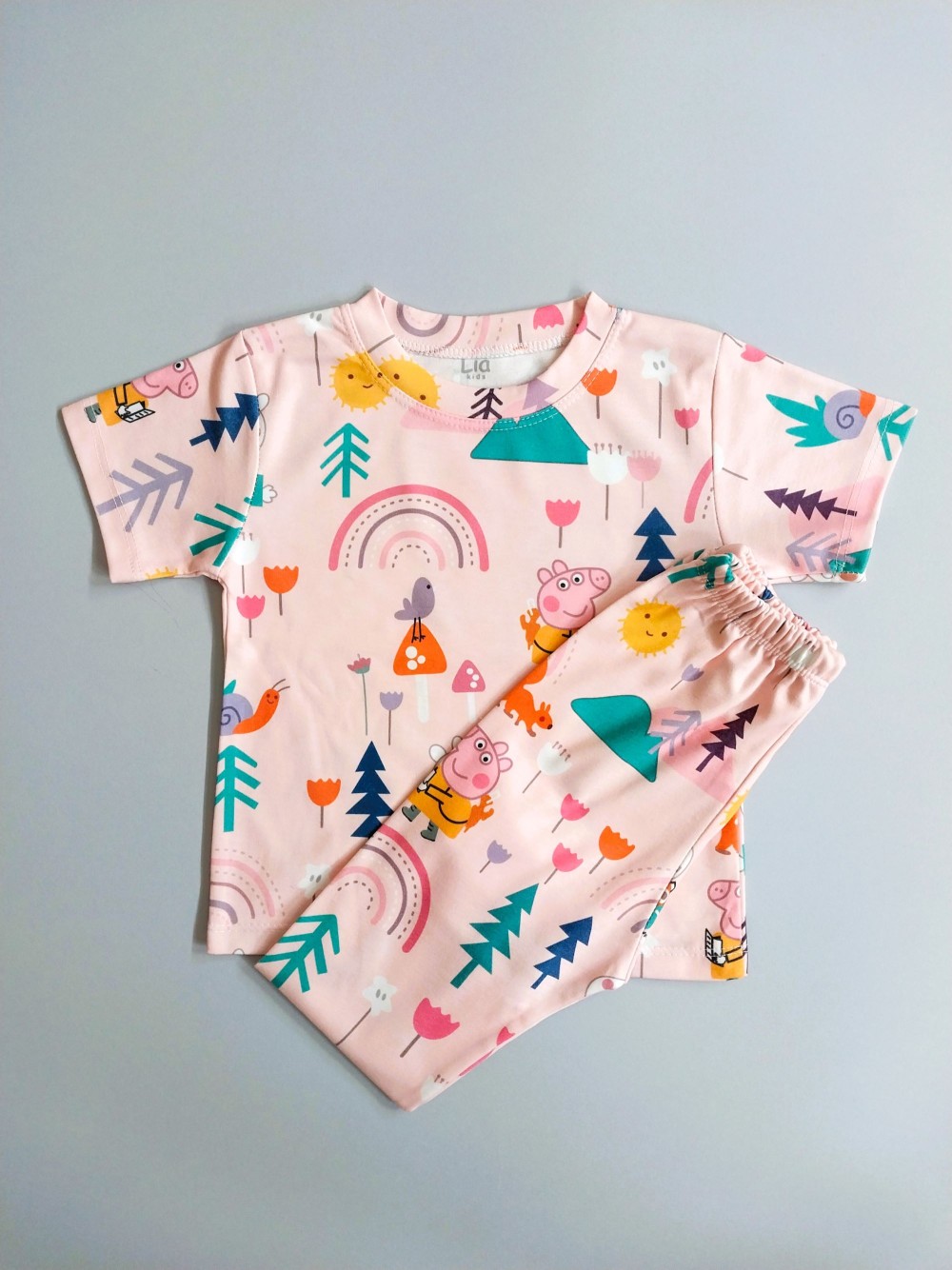 ست تیشرت شلوار راحتی بچگانه طرح پپا پیگ مناسب 1 تا 5 سال
