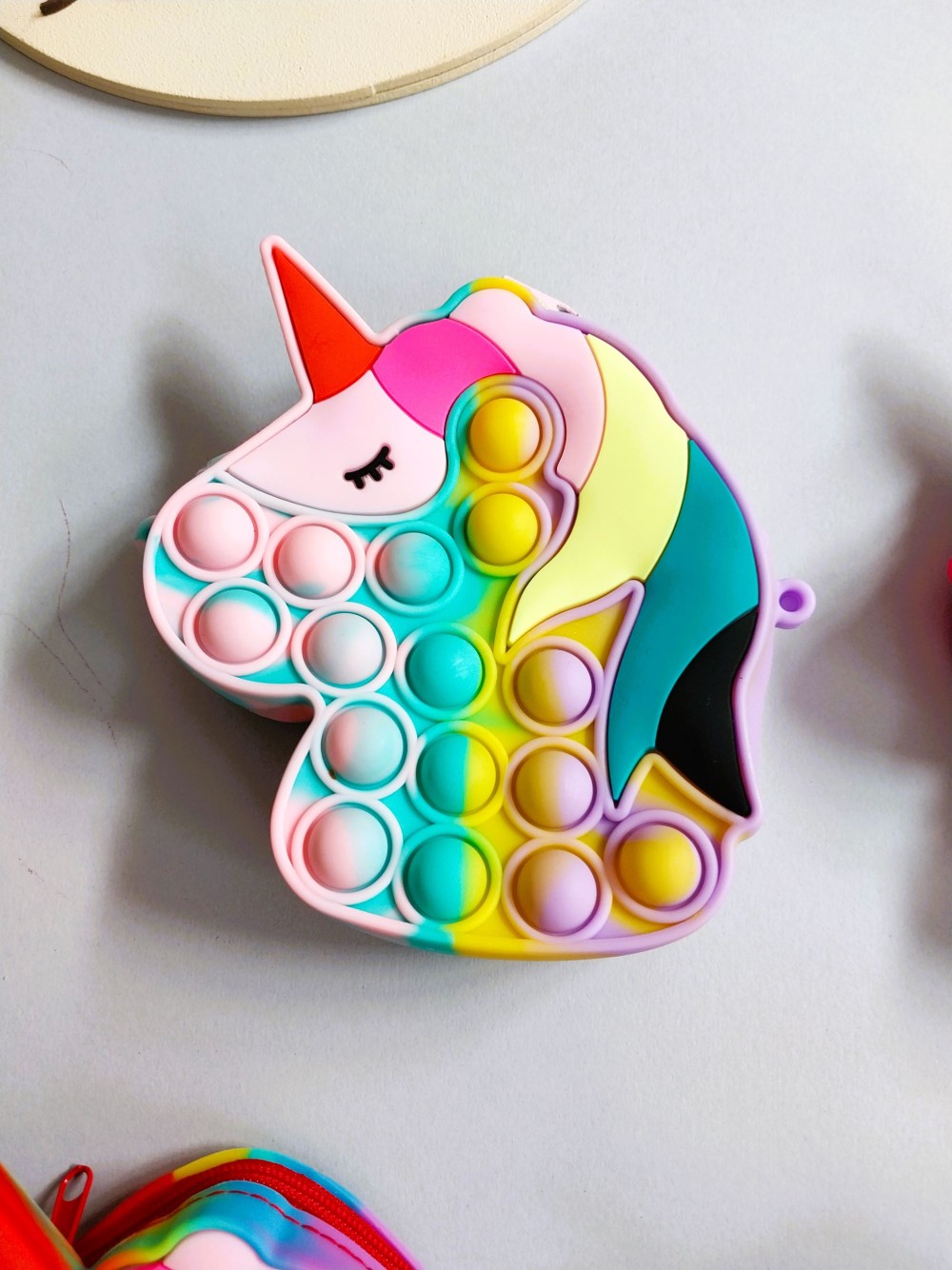 کیف سیلیکونی بچگانه طرح یونیکورن