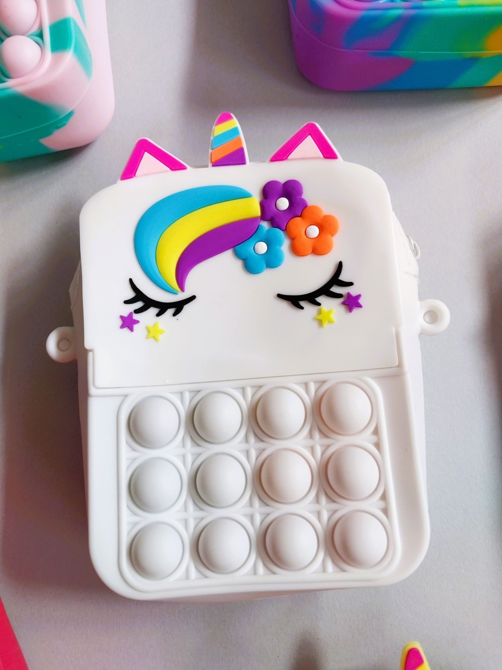 کیف سیلیکونی بچگانه طرح تلفن