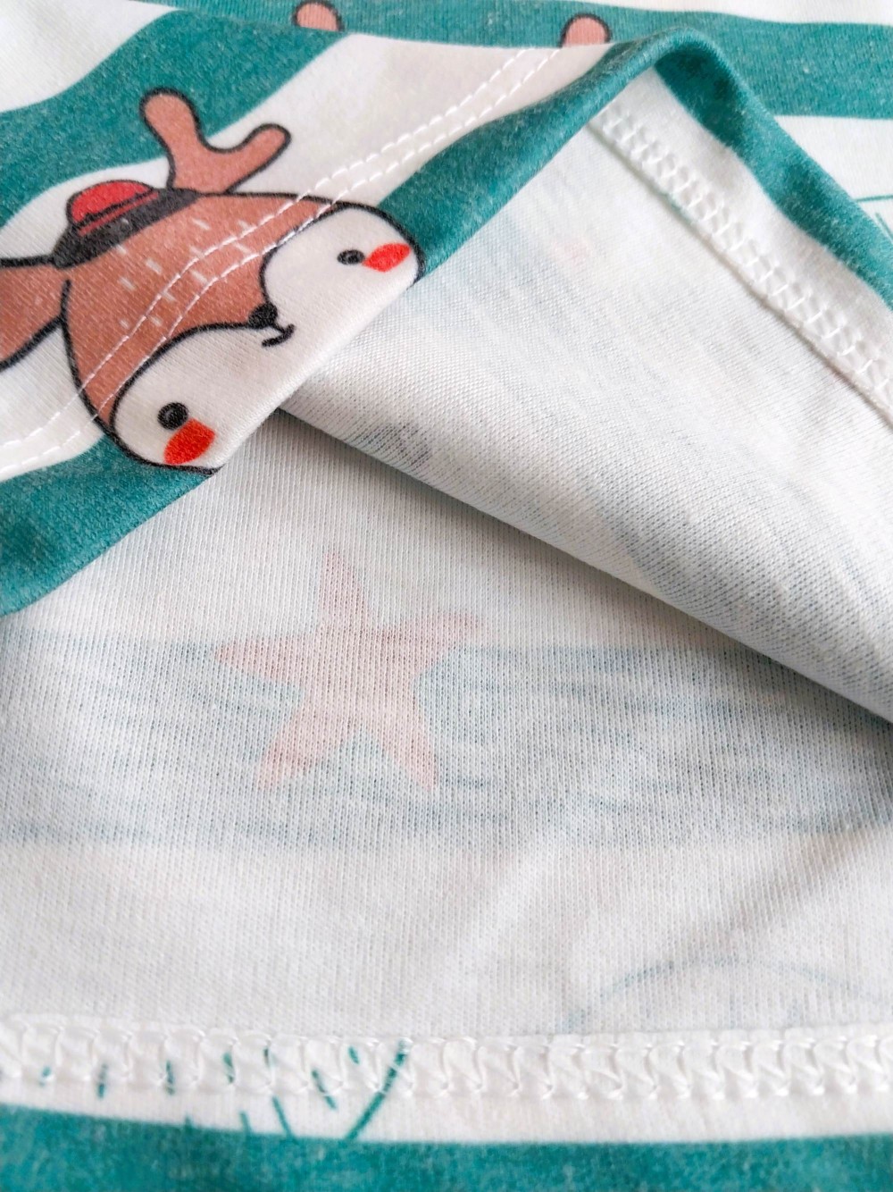 ست راحتی بلوز شلوار بچگانه طرح گوزن مناسب 1 تا 7 سال