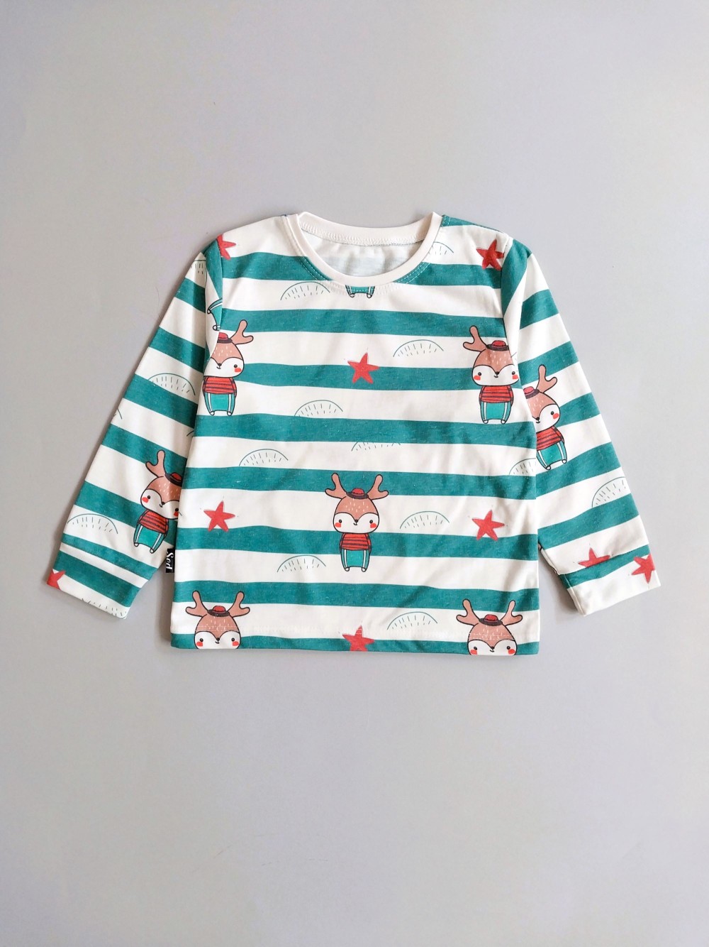 ست راحتی بلوز شلوار بچگانه طرح گوزن مناسب 1 تا 7 سال