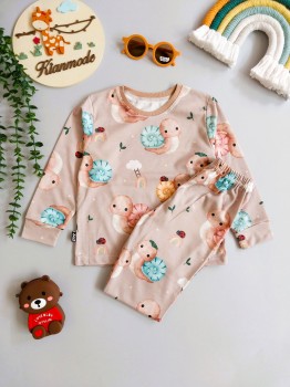 ست راحتی بلوز شلوار بچگانه طرح حلزون برای 1 تا 7 سال