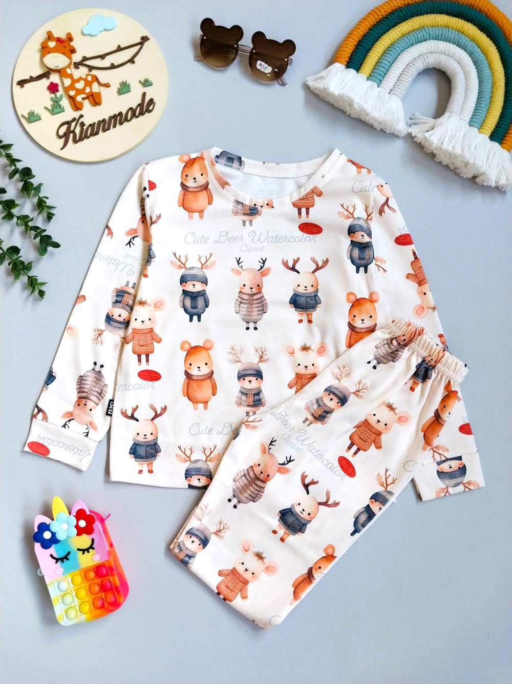 ست بلوز شلوار راحتی بچگانه طرح گوزن مناسب 1 تا 7 سال