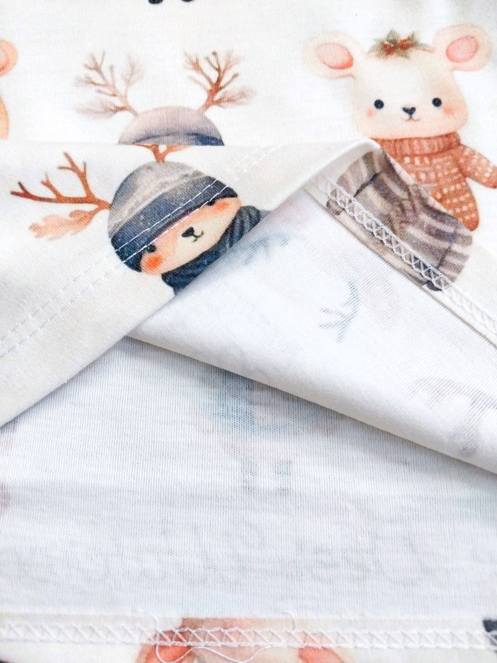 ست بلوز شلوار راحتی بچگانه طرح گوزن مناسب 1 تا 7 سال