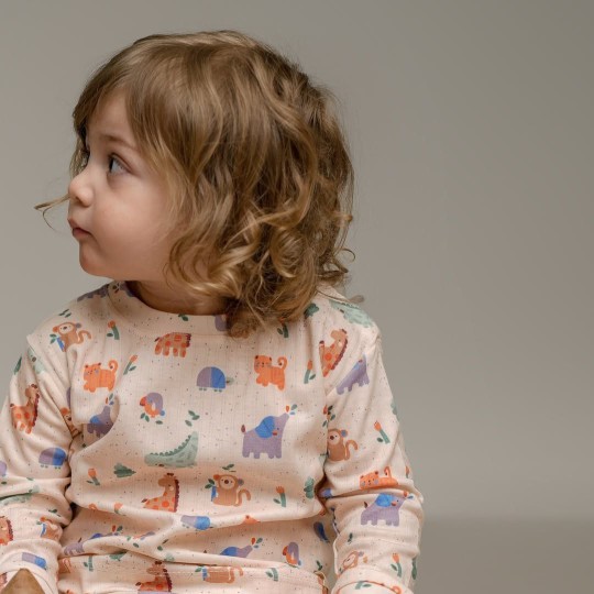 ست بلوز شلوار راحتی نوزادی طرح حیوانات مناسب شش ماه تا دو سال